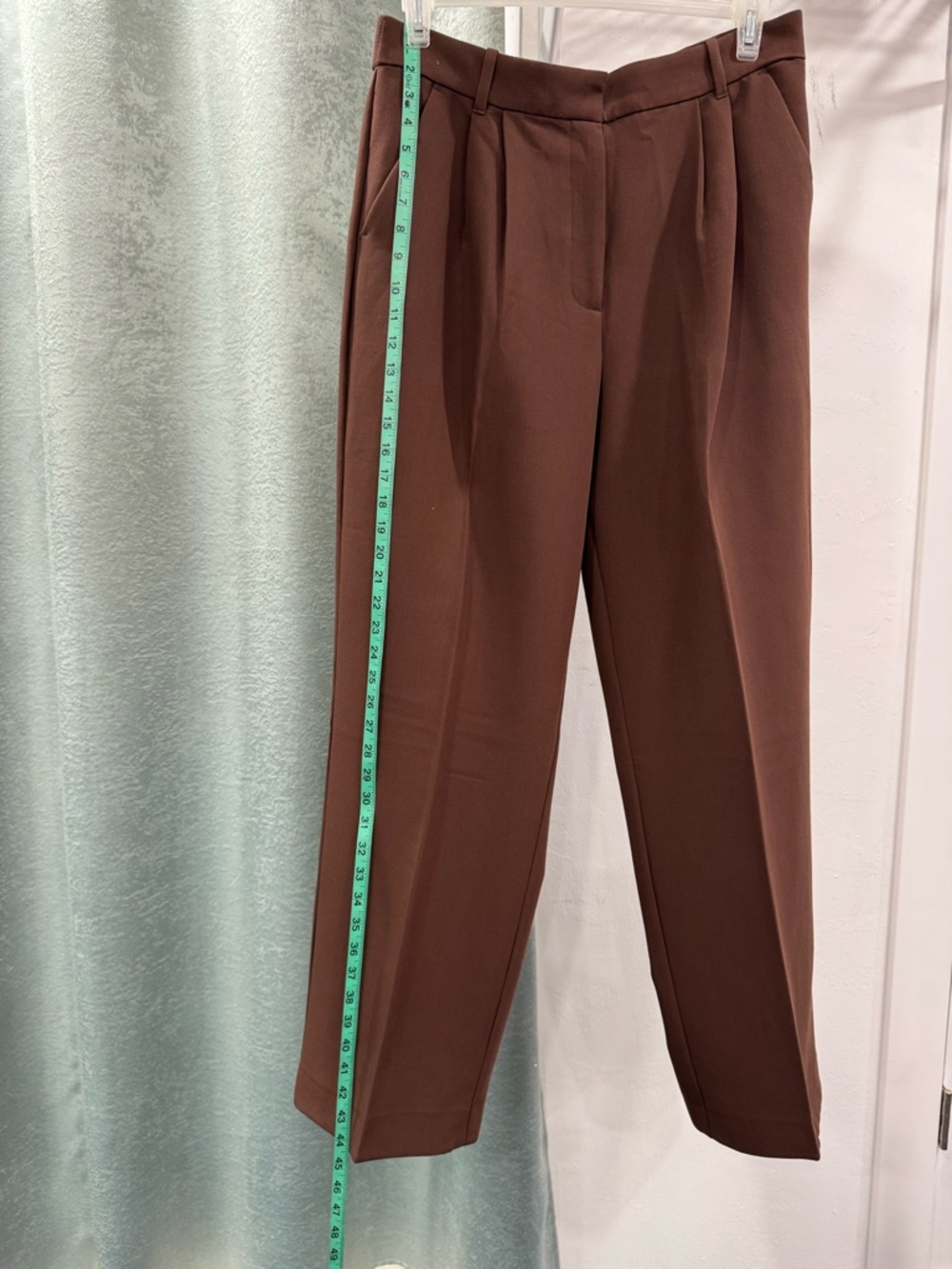 Abercrombie & Fitch women’s Dark Brown Pleated Dress Pants